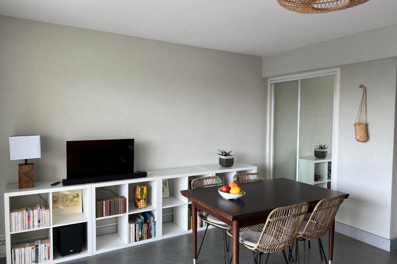 Le Neptune Appartement T2 Tout Confort Au Calme Et A Deux Pas De La Plage Le Grau-du-Roi Ngoại thất bức ảnh